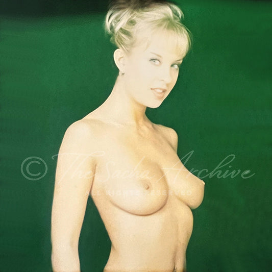 Pg3 The Sun - Green Polaroid